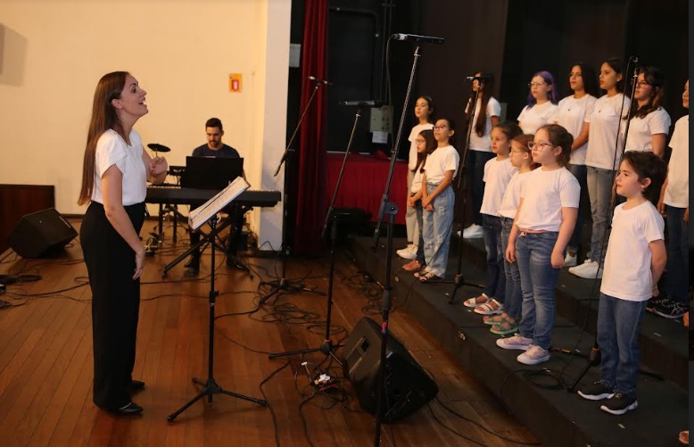 Coral infantojuvenil na Lírica se apresenta neste domingo