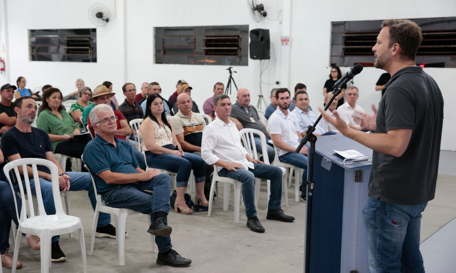 Prefeitura de Joinville formaliza acordo para auxiliar famílias que trabalham com o cultivo de arroz